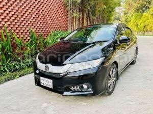 Urgent Sale: Honda Grace EX Package 2015 – Emergency Price
