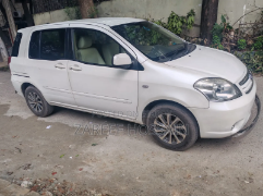 Toyota Premio 2012 Pearl